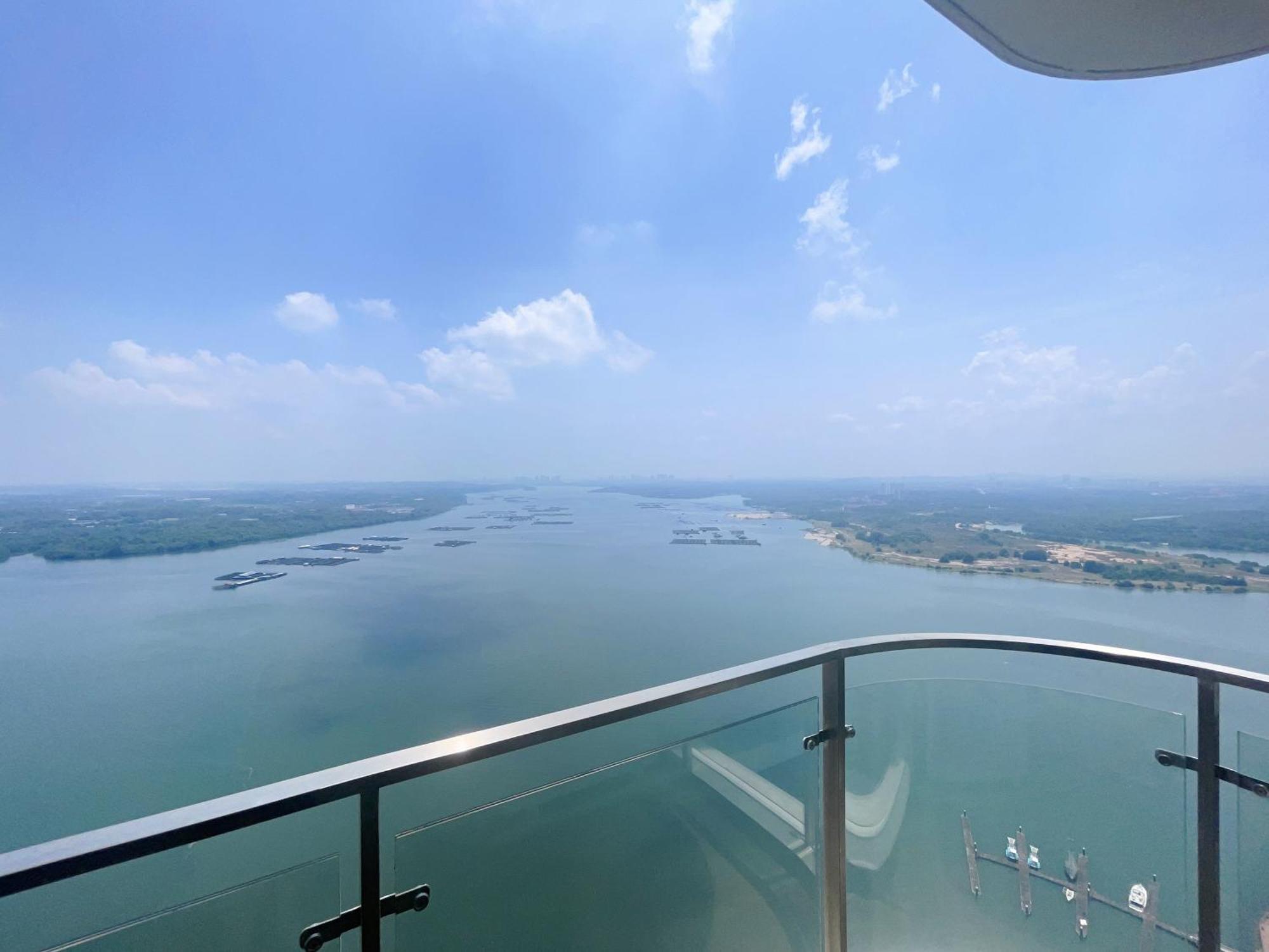 Monic Staycation #Country Garden Danga Bay Johor Bahru Exterior photo