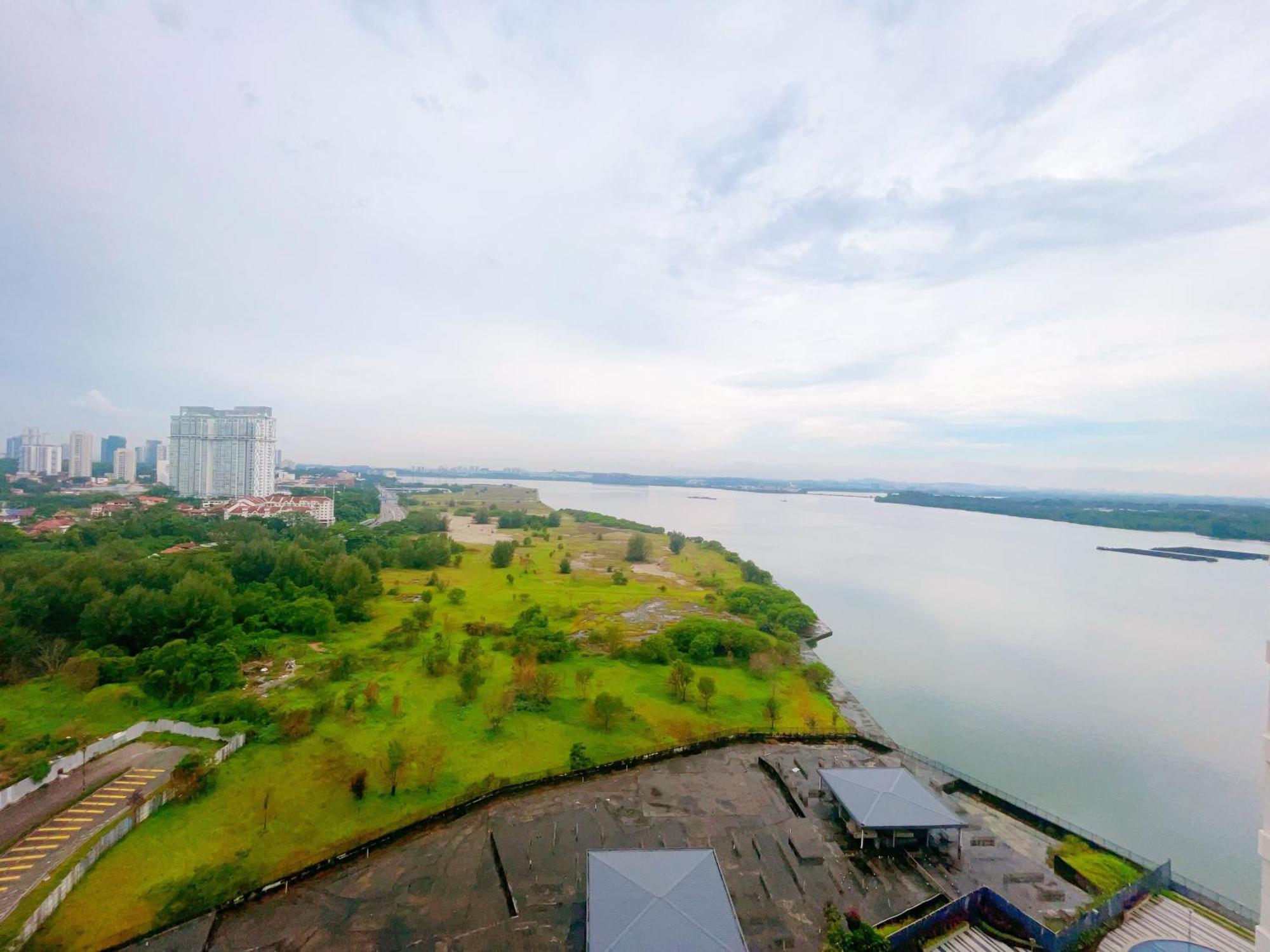 Monic Staycation #Country Garden Danga Bay Johor Bahru Exterior photo